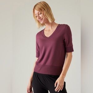 Athleta Step Forward Sweatshirt Tee Medium Petite MP